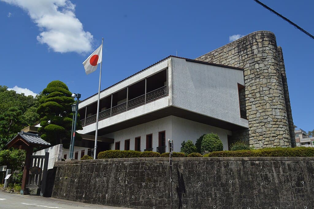 Japan Economy Minister Downplays Inflation Risks Despite BOJ Warning ...